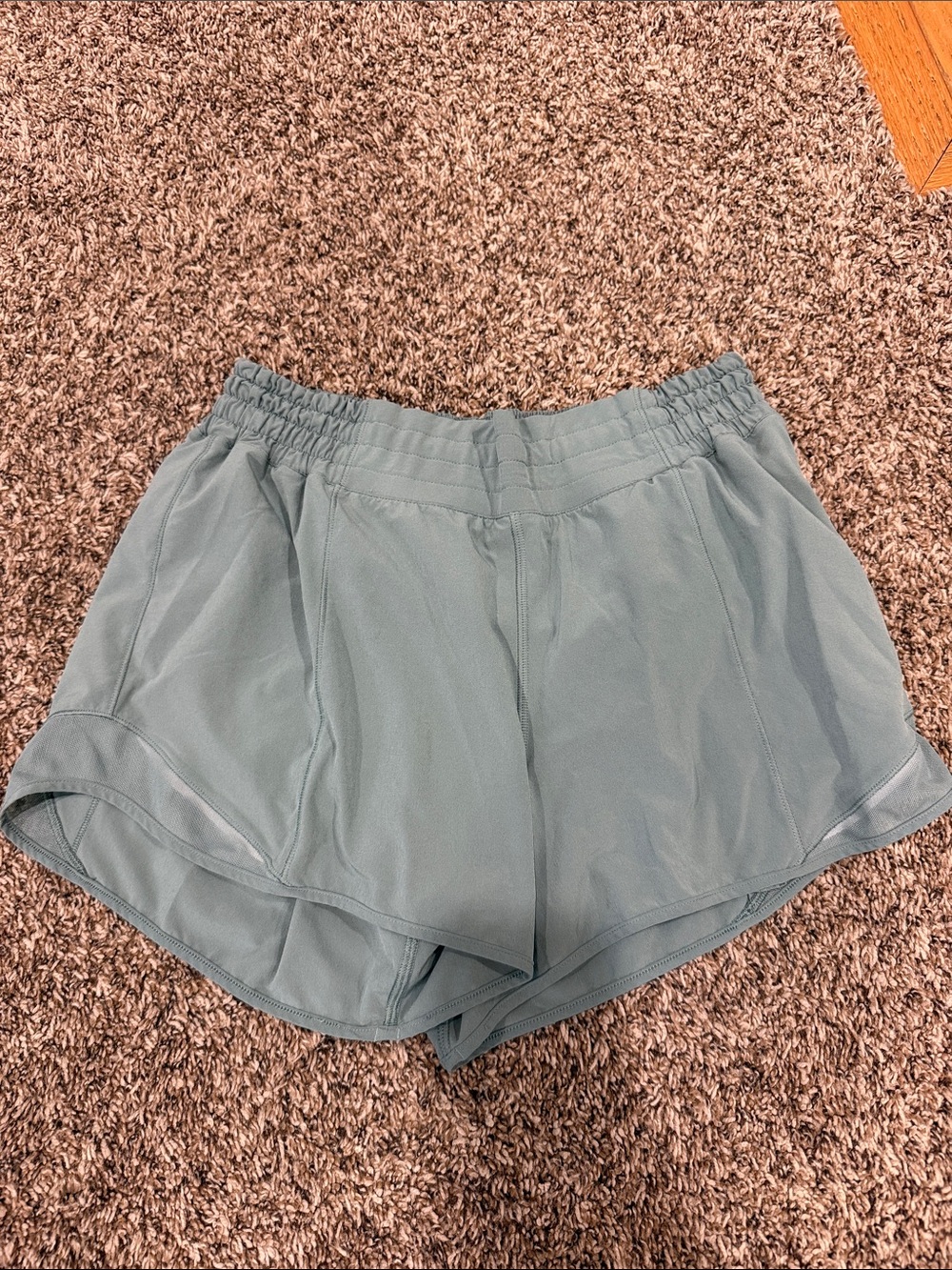 Lululemon hotty hot short size 8